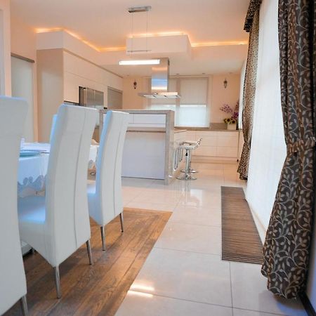 Apartamenty D-2 Varsovia Exterior foto